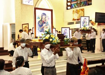 The triduum of pre-parish mission at Vo Dong parish of Xuan Loc Diocese