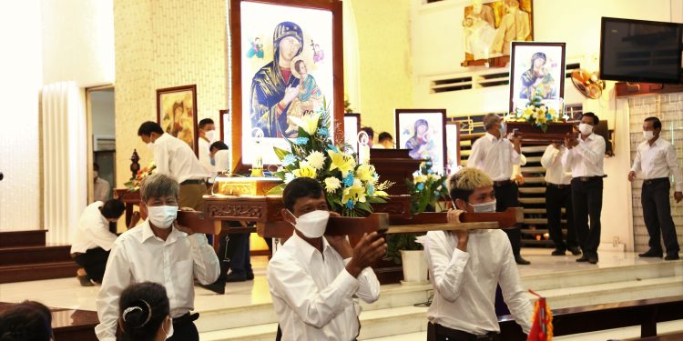 The triduum of pre-parish mission at Vo Dong parish of Xuan Loc Diocese