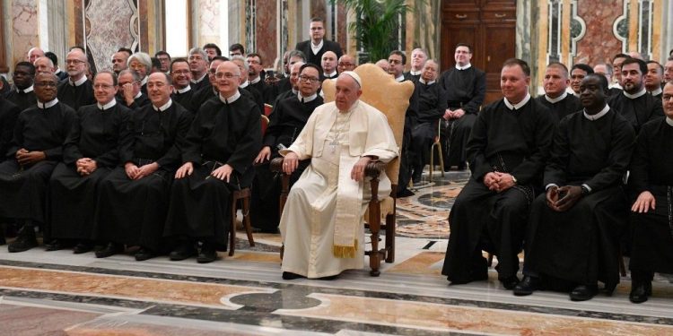 Pope to Redemptorists: ‘Dare to renew your mission to serve the poor’