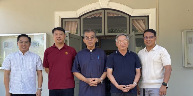 Confederation’s meeting with Bp. of Thakhek