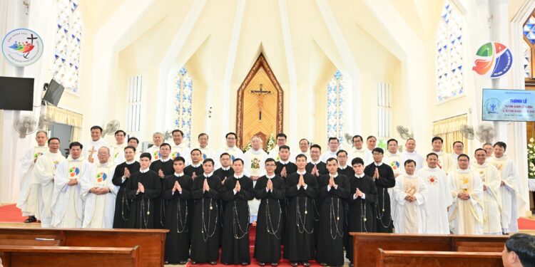 THE JOY OF VOCATION IN THE REDEMPTORIST PROVINCE OF VIETNAM: PROFESSION AND ORDINATION CELEBRATED OVER TWO  FOLLOWING  DAYS